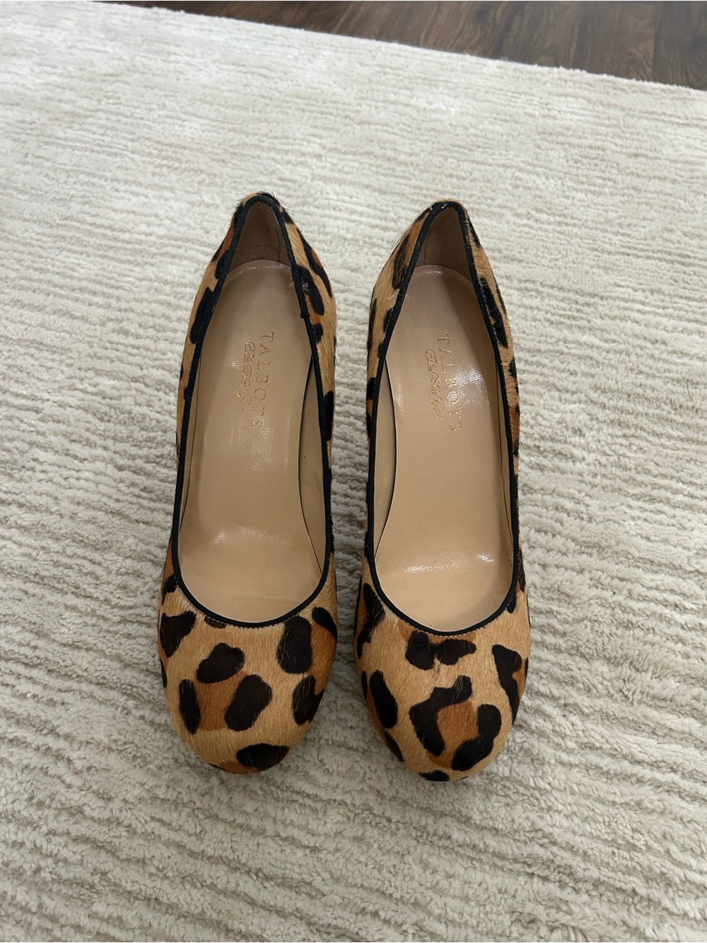 Talbots Leopard Print Pump in Tan and Black - Picture 3 of 6
